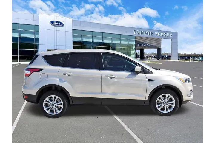 $15863 : Ford Escape 2017 SE 4dr SUV image 5