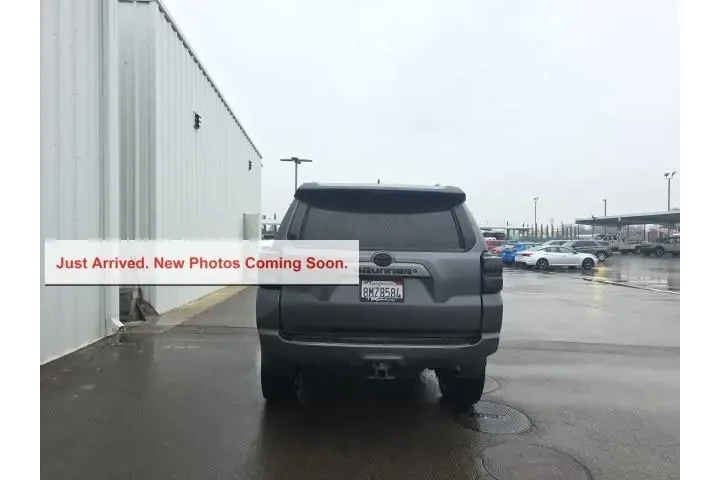 $28800 : Toyota 4Runner 2018 4x4 SR5 image 5