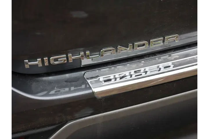 $34448 : Toyota Highlander 2023 AWD L image 6