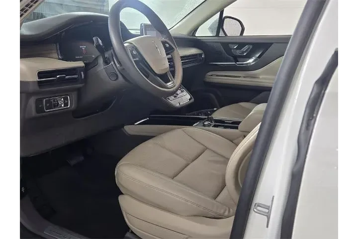 $30500 : Lincoln Corsair 2022 Reserve image 8