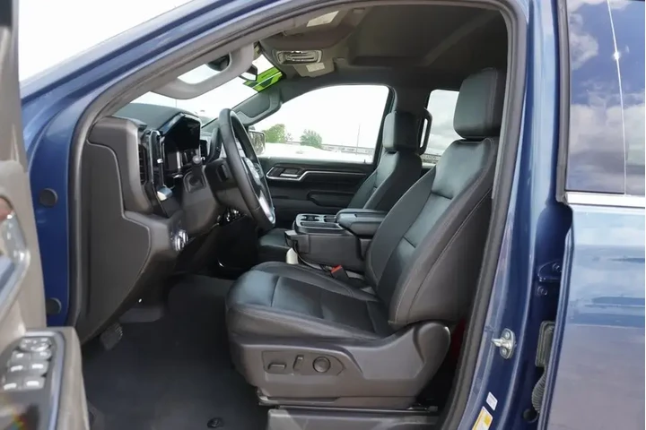 $35988 : GMC Sierra 1500 2024 4x2 SLT image 7