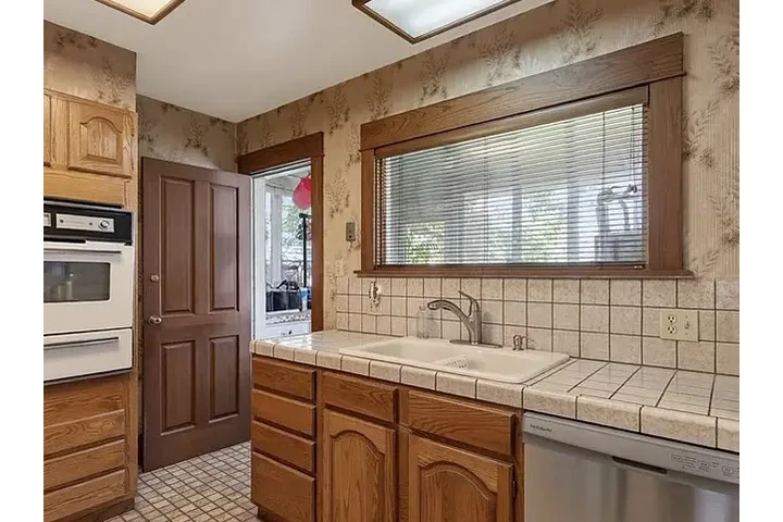 $1500 : HOUSE FOR RENT image 9