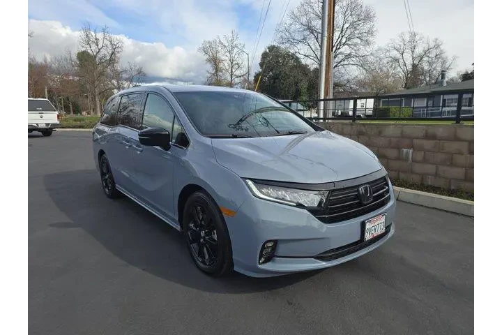 $39995 : Honda Odyssey 2024 Sport 4dr image 1
