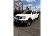 $9995 : 2016 Frontier SL thumbnail