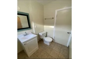 $1000 : remodelada de dos habitaciones thumbnail