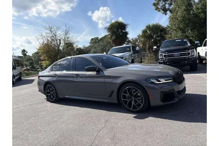 $30951 : BMW 5 Series 2021 540i 4dr S image 2