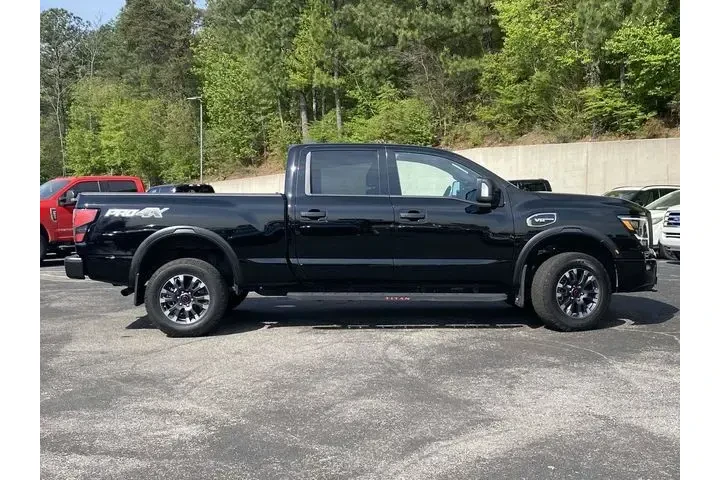 $38990 : Nissan Titan XD 2023 4x4 PRO image 2