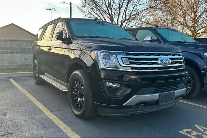 $29995 : Ford Expedition 2019 4x4 XLT image 3