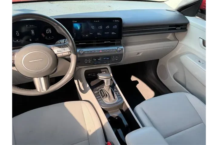 $20885 : Hyundai KONA 2024 SEL 4dr Cr image 10