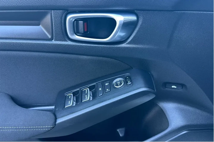 $22998 : Honda Civic 2023 Sport 4dr S image 10