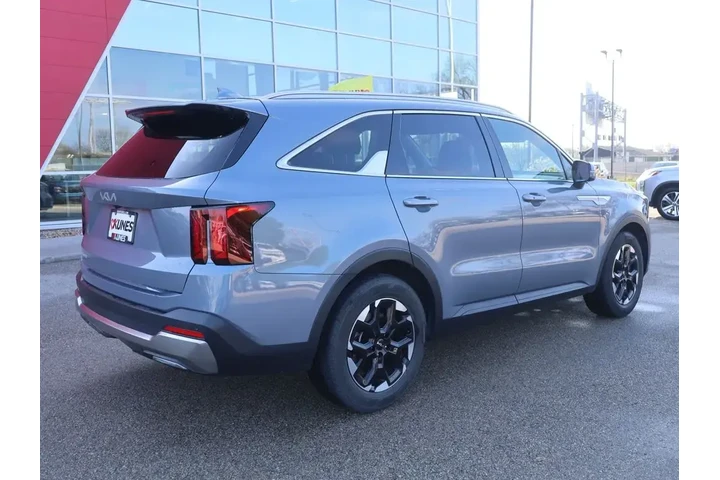 $23377 : Kia Sorento 2024 S 4dr SUV image 10