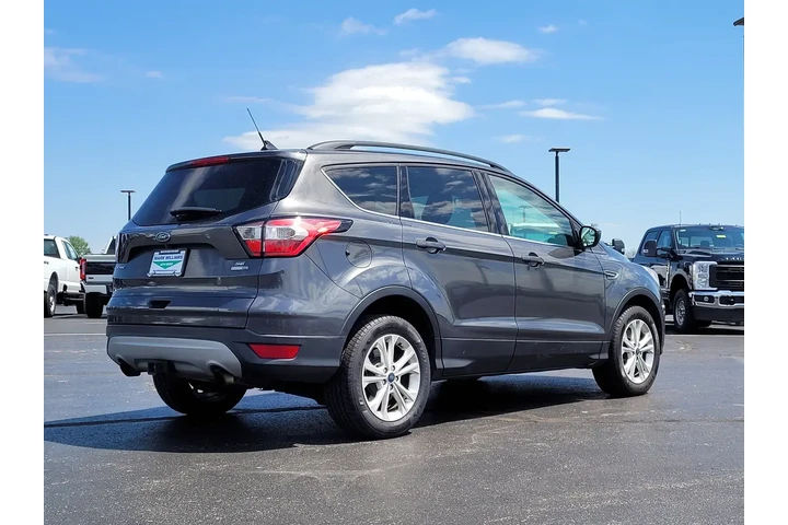 $12790 : Ford Escape 2018 AWD SE 4dr image 4