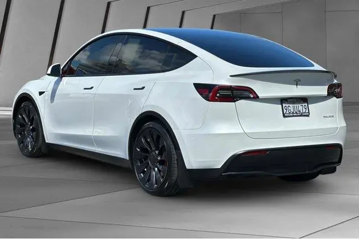 $35900 : Tesla Model Y 2023 AWD Perfo image 10
