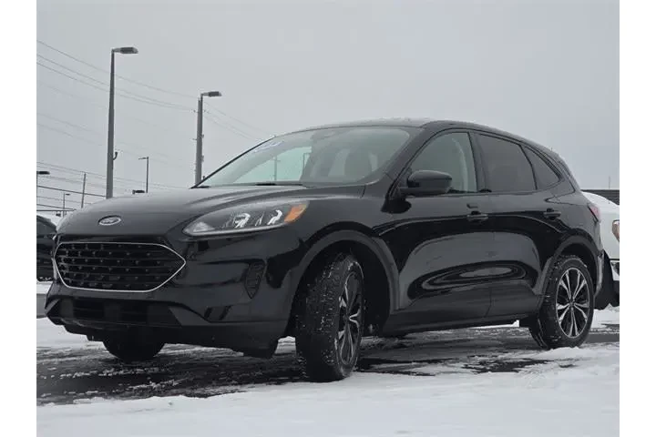 $19081 : Ford Escape 2022 SE 4dr SUV image 10
