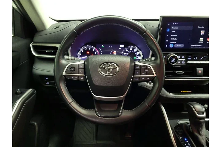 $34998 : Toyota Highlander 2023 Plati image 10