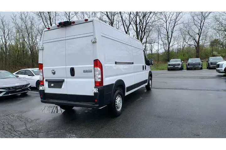 $37999 : Ram ProMaster 2024 Tradesman image 5
