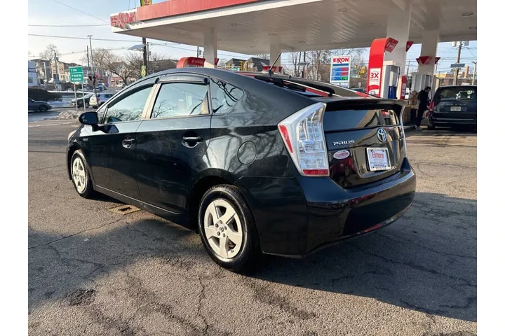 $4499 : 2010 Prius II image 8