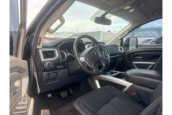 $23209 : Nissan Titan XD 2017 4x4 S 4 image 7