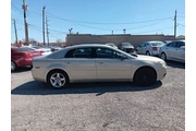 $5000 : 2010 Malibu LS thumbnail