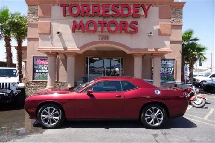 $33995 : Pre-Owned 2021 Challenger SXT image 8