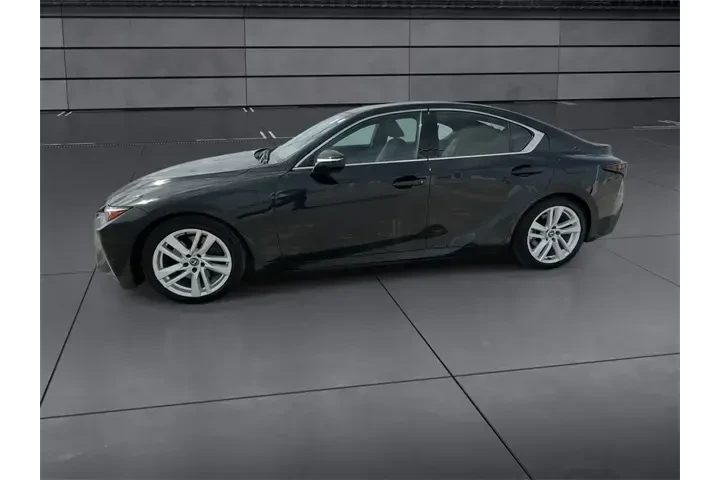 $39788 : Lexus IS 300 2024 4dr Sedan image 5