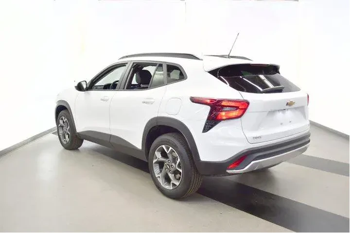 $21694 : Chevrolet Trax 2025 LT 4dr C image 5
