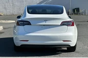 $25990 : Tesla Model 3 2023 4dr Sedan thumbnail