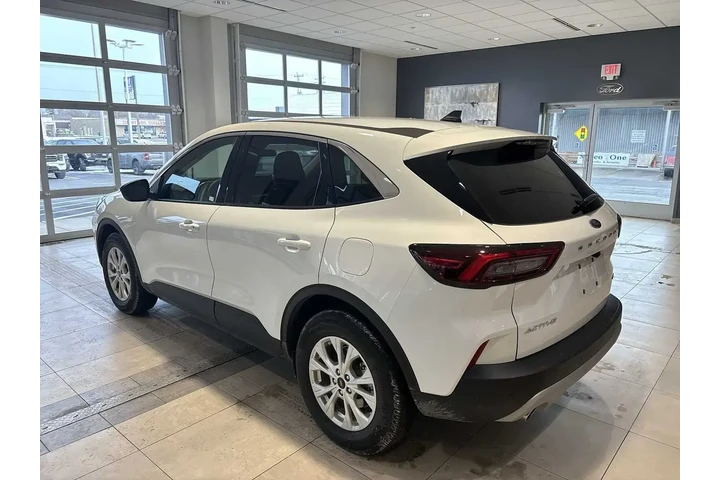 $25462 : Ford Escape 2024 AWD Active image 5