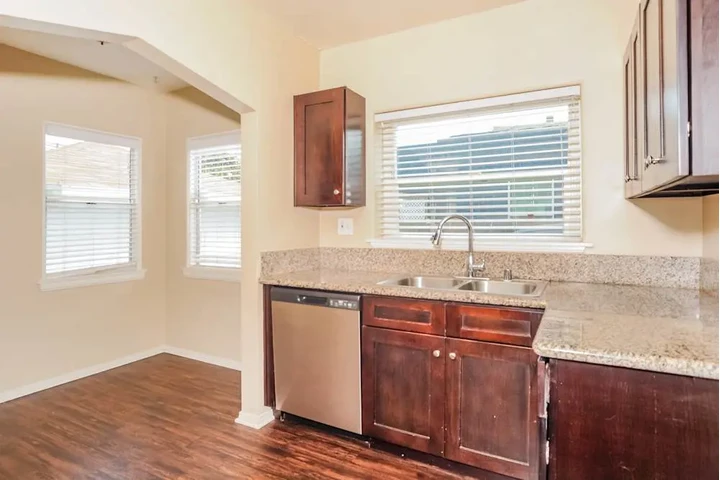 $2875 : Quality Home image 3