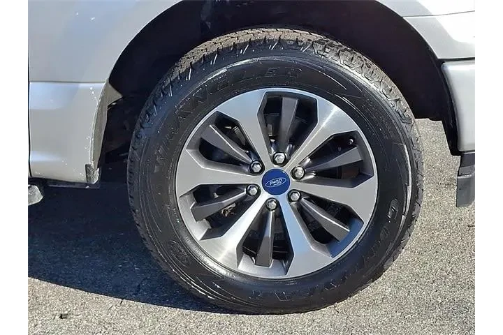 $27547 : Ford F-150 2019 4x4 XL 4dr S image 8