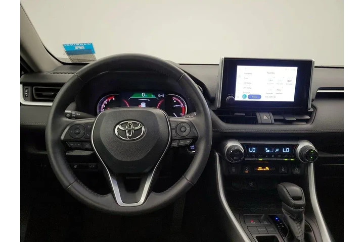 $30998 : Toyota RAV4 2024 XLE 4dr SUV image 2