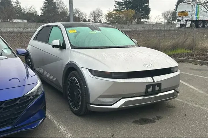 $34990 : Hyundai IONIQ 5 2024 AWD Lim image 2