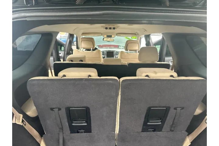 2016 Durango SXT image 8