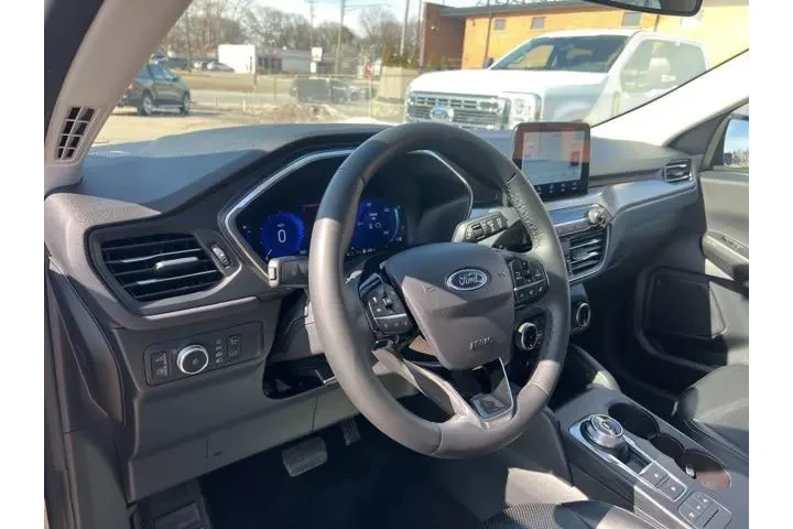 $22602 : Ford Escape Plug-In Hybrid 2 image 7