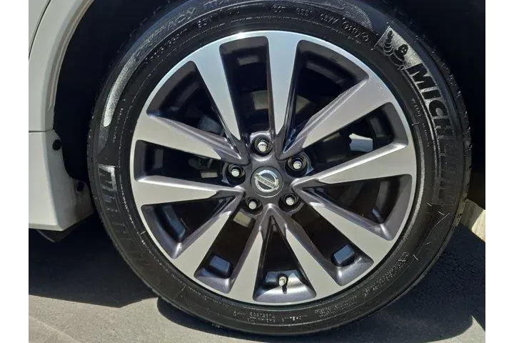 $15995 : Nissan Altima 2017 2.5 SL 4d image 6