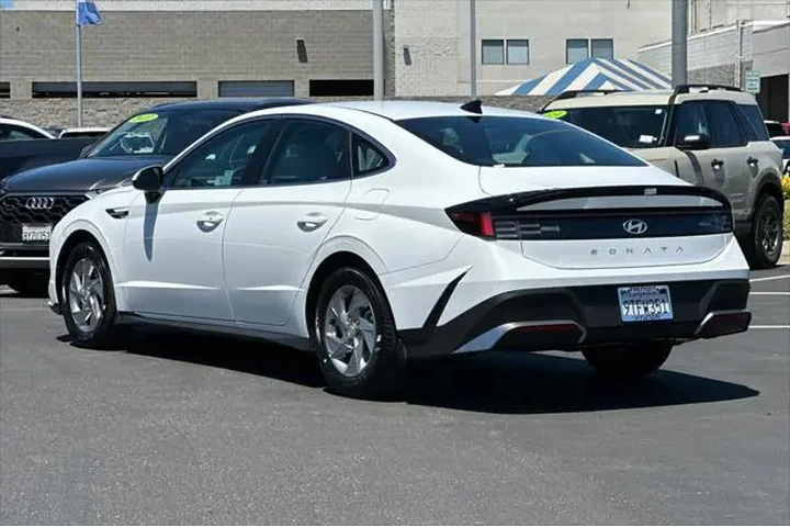 $23507 : Hyundai SONATA 2025 SE 4dr S image 5