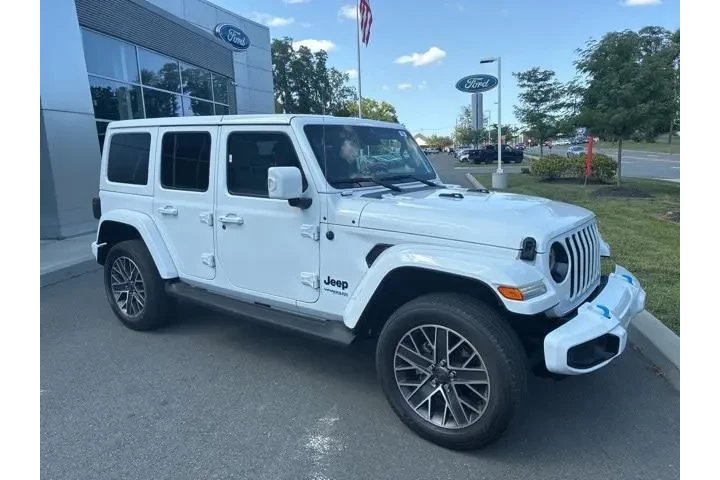 $33390 : Jeep Wrangler Unlimited 2022 image 6