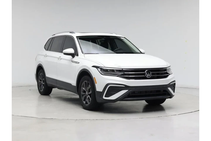 $19990 : Volkswagen Tiguan 2022 SE 4d image 1