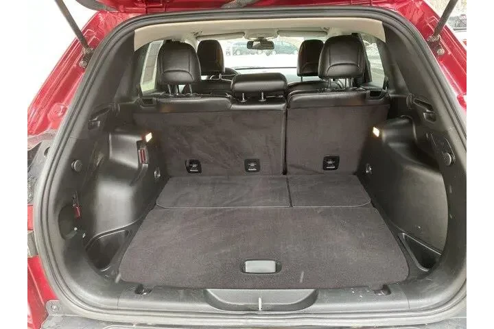 $12000 : Jeep Cherokee 2017 4x4 Latit image 9