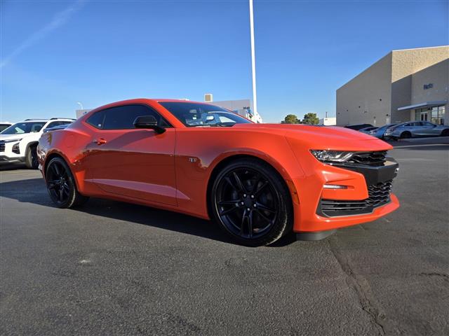 $38890 : Pre-Owned 2019 Camaro 1SS image 1