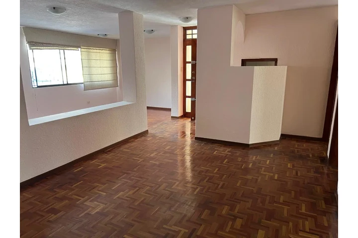 $400 : Departamento en lugar estrateg image 1