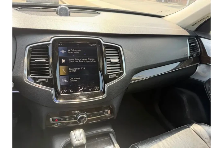 $16372 : Volvo XC90 2018 AWD T6 Momen image 3