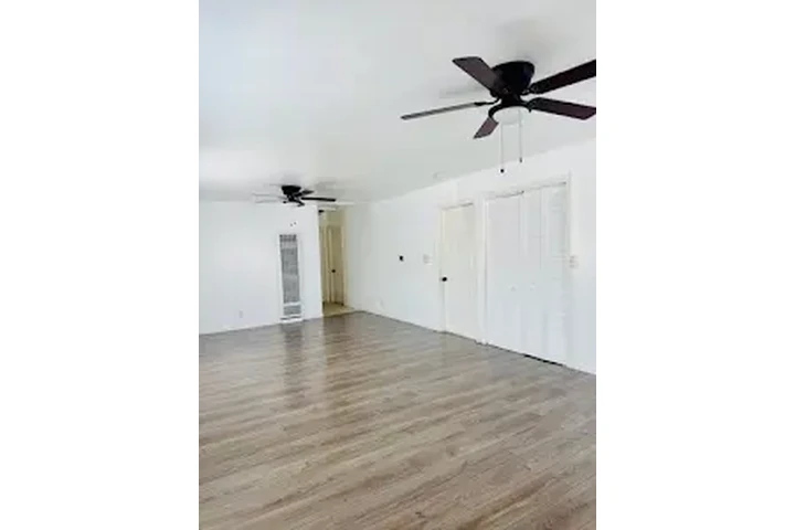 APARTAMENTO BONITO EN L.A. image 6