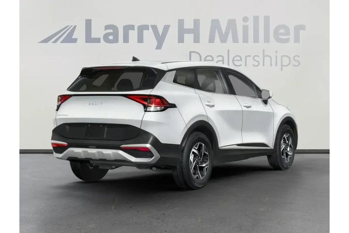 Kia Sportage 2024 LX 4dr SUV image 5