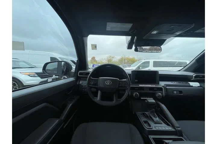 $33859 : Toyota Tacoma 2024 4x2 SR 4d image 6