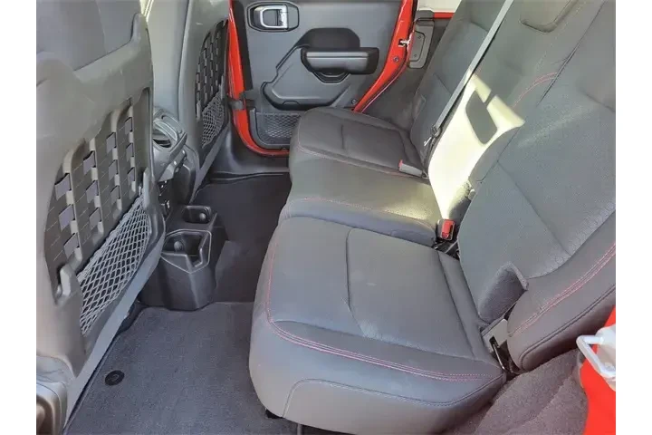 $34290 : Jeep Wrangler Unlimited 2020 image 10