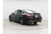 $18998 : Honda Accord 2016 Touring 4d thumbnail