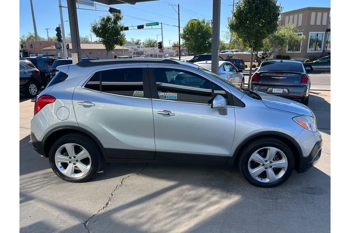 2016 Encore Base FWD image 4