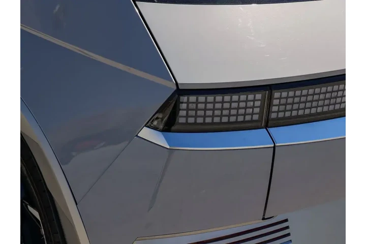 $29851 : Hyundai IONIQ 5 2024 Limited image 7