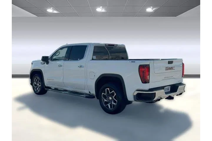 $39896 : GMC Sierra 1500 2023 4x4 SLT image 3
